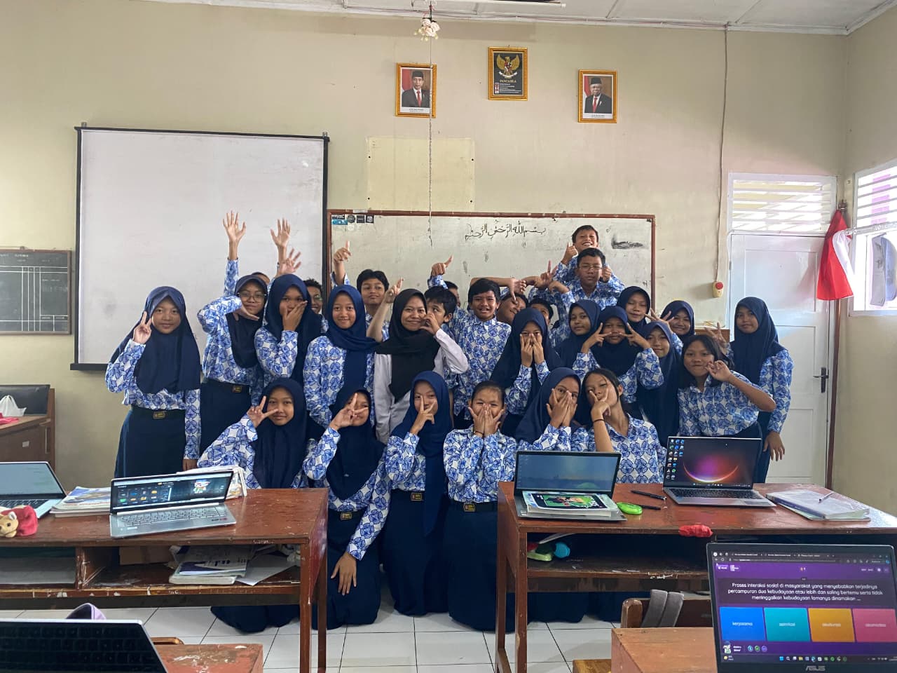 DIKELAS